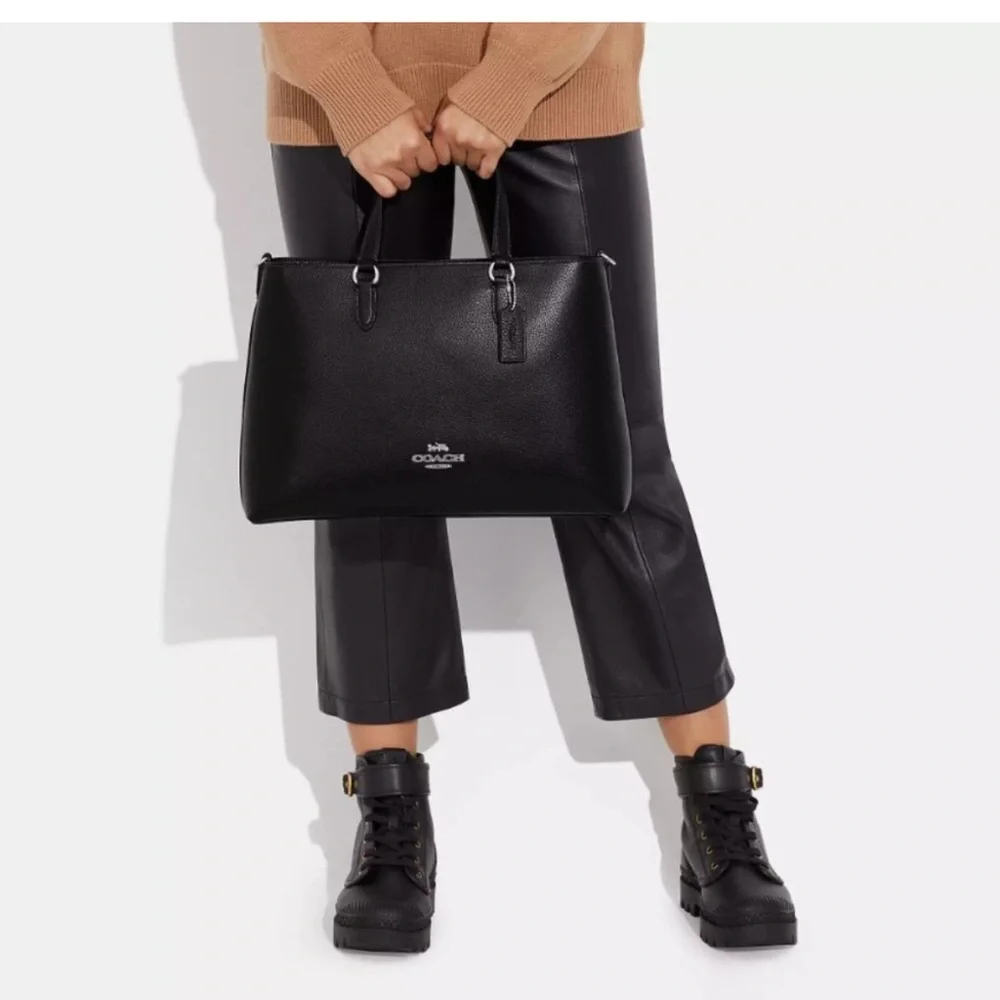 Coach opened but